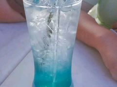 -Nadeje(Plaza Mahkota)
