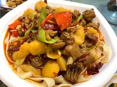 新疆大盘鸡-新疆红柳花餐厅(新洲店)