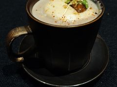 卡布奇诺蘑菇汤配牛肝菌-AZUL by FUEL蓝色·法式酒馆(琶醍店)