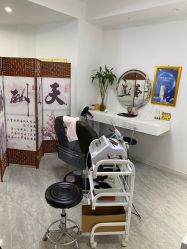 -博士园养发馆