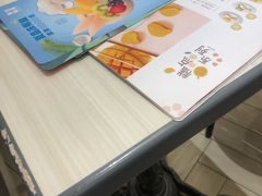 -满记甜品(日月光二店)