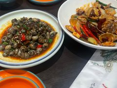 -川流不息·地道川菜·小龙虾(松东路店)