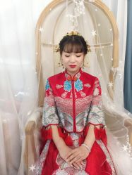 -艾米丽婚纱礼服