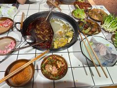 -重庆故事姊妹老火锅(财经学院店)