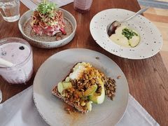 牛油果吐司-BOR Eatery(安福路店)