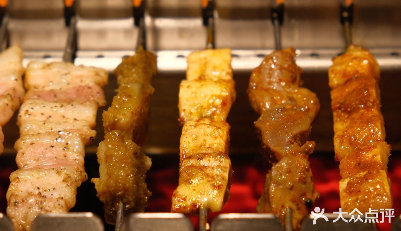 化身草原大汉🐎身临其境体验蒙古风味烧烤🍢