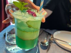 -弦月窗LUNETTE BY AMANDA(复兴路店)