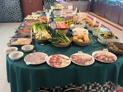 -今鲜源大酒店·海鲜锅贴青岛菜(新湛路店)