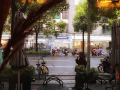 -81BAKERY(大学路店)