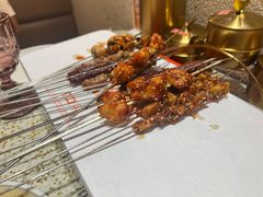 -小董哥烤串·爆汁大油边(故宫店)