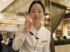 -雍容荟帝王蟹活龙虾展台自助(IFS黑金店)