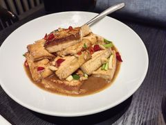 -忆江南·临江鱼馆