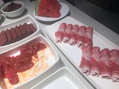 -海底捞火锅鲜切牛肉主题店(长寿路店)