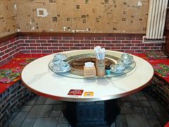 -人民公社铁锅炖·东北菜(卫国道店)
