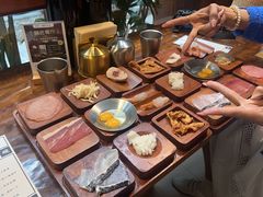 -银米·云南传统过桥米线(双廊黑金冠店)