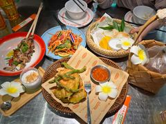 -小小集渔·泰式大排档(太古里香槟店)