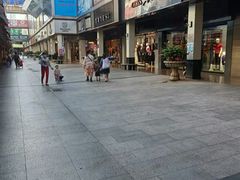-解放路步行街                