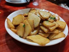 -芦茨金富饭庄·25年老字号·专做稻草鸡