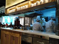 -馋三尺蟹粉小笼(人民广场店)
