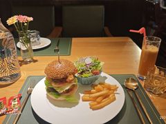 -LUCCA卢卡西班牙海鲜饭(远洋广场店)