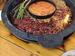 -黄潇洒老火锅(九眼桥宏济巷店)