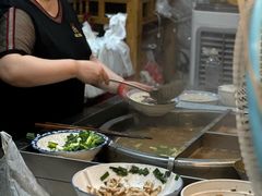 -锦泓老字号猪脏粉(东联大厦店)