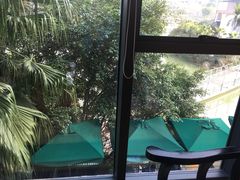 -星巴克(南宁民歌湖店)