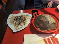-二荆条·蜀鲜汇城市森林火锅