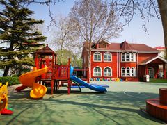 -红黄蓝幼儿园(颐东苑店)