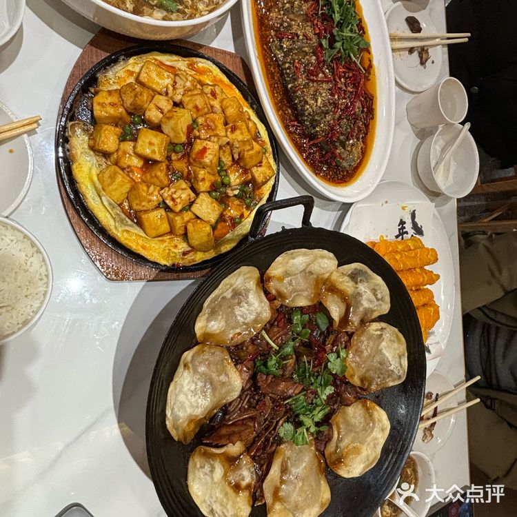 这家店的地锅鸡真的是把我拿捏住了！鸡肉选材新鲜