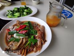 -鑫悦楼煎蟹·16年海鲜大排档