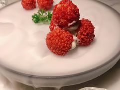 荔枝虾球-柳莺湖上·湖景餐厅·江南菜(西湖店)