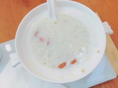-燕庭·纯燕窝·甜品下午茶(南京西路店)