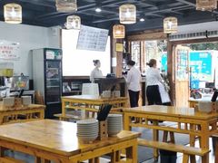 大堂-饭饱香土碗菜(新科店)