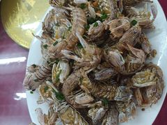 -霞涌市场海鲜摆卖区