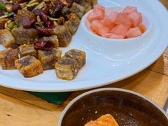 -苗阿哥酸汤牛肉火锅(体育场店)