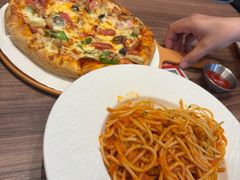 -必胜客(新中纬店)