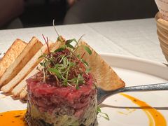 牛肉塔塔配牛油果黑橄榄酱-Solo(衡山路店)