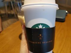 -星巴克臻选(济南恒隆店)