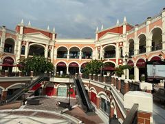 -佛罗伦萨小镇广佛名品奥特莱斯(疏港路店)