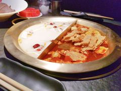 -九鼎轩脆毛肚火锅(南京东路店)