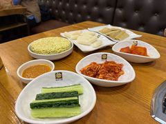 -喇喇排骨火锅·传统韩式脊骨汤(望京西园总店)