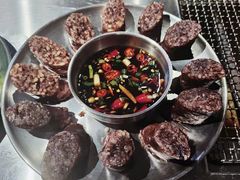 米肠-马路牙子地桌烤肉(工体店)