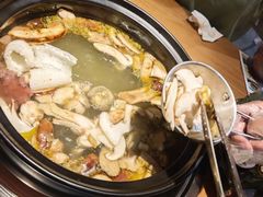 -一朵菌·野生菌探索家火锅(南亚店)