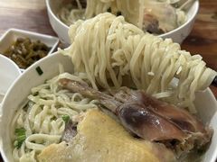 -三百碗宝应长鱼面(板仓街店)