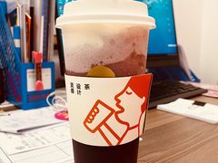 -喜茶(北京华贸购物中心店)