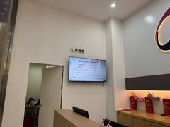 -冰纷万象滑冰场(二七万象城店)