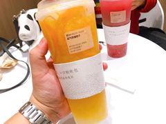-奈雪的茶(湖滨银泰in77C区PRO店)