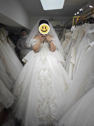 -NaNa婚纱礼服馆