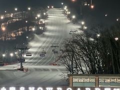 -庙香山滑雪场